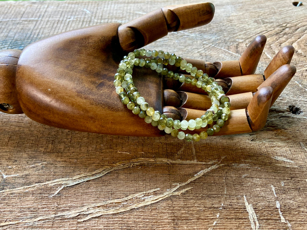 GREEN GARNET BRACELET